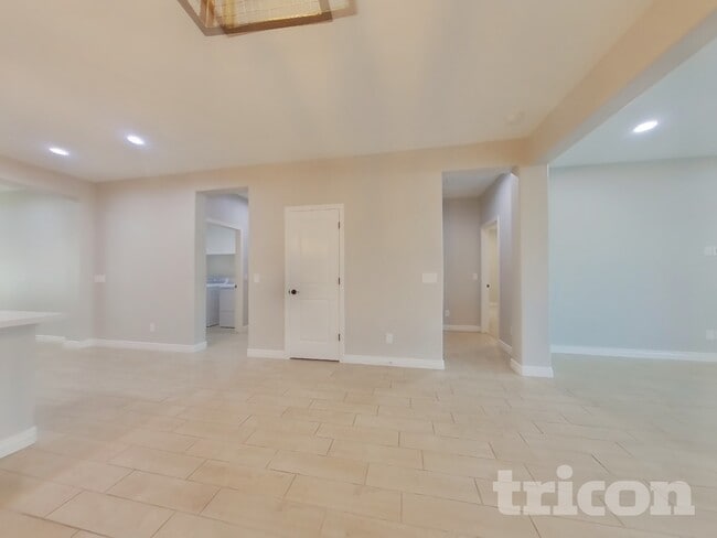 Building Photo - 24896 N 144th Ln