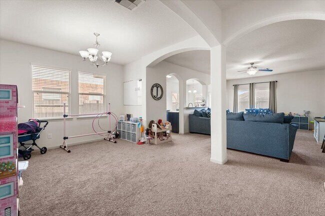 Building Photo - 285 Country Crossing Cir