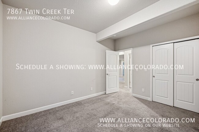 Building Photo - 7867 Twin Creek Terrace