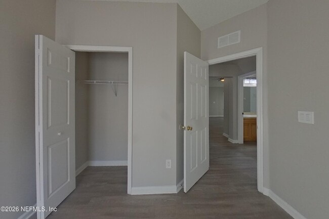Building Photo - 12048 Coachman Lakes Way