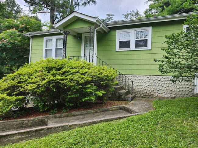 Primary Photo - 2 Bedroom 1 Bath home near Stuart Heights ...
