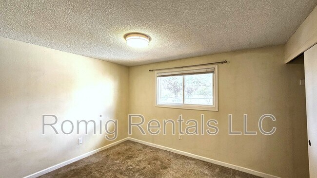 Building Photo - 3105 L St