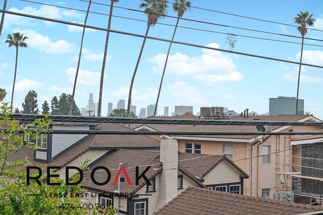 Building Photo - 134 1/4 N Mariposa Ave-113