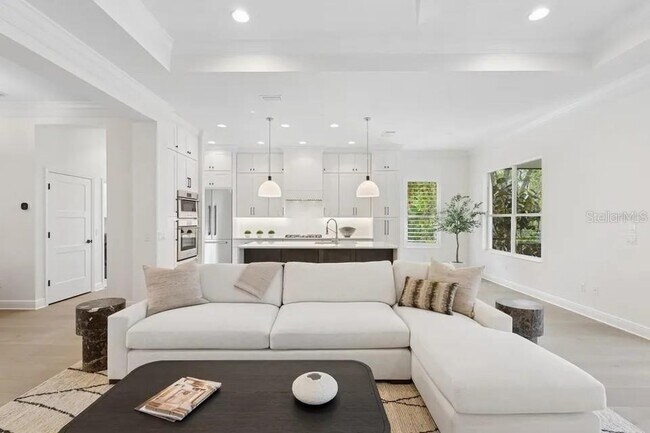 Building Photo - 7346 Edenmore St