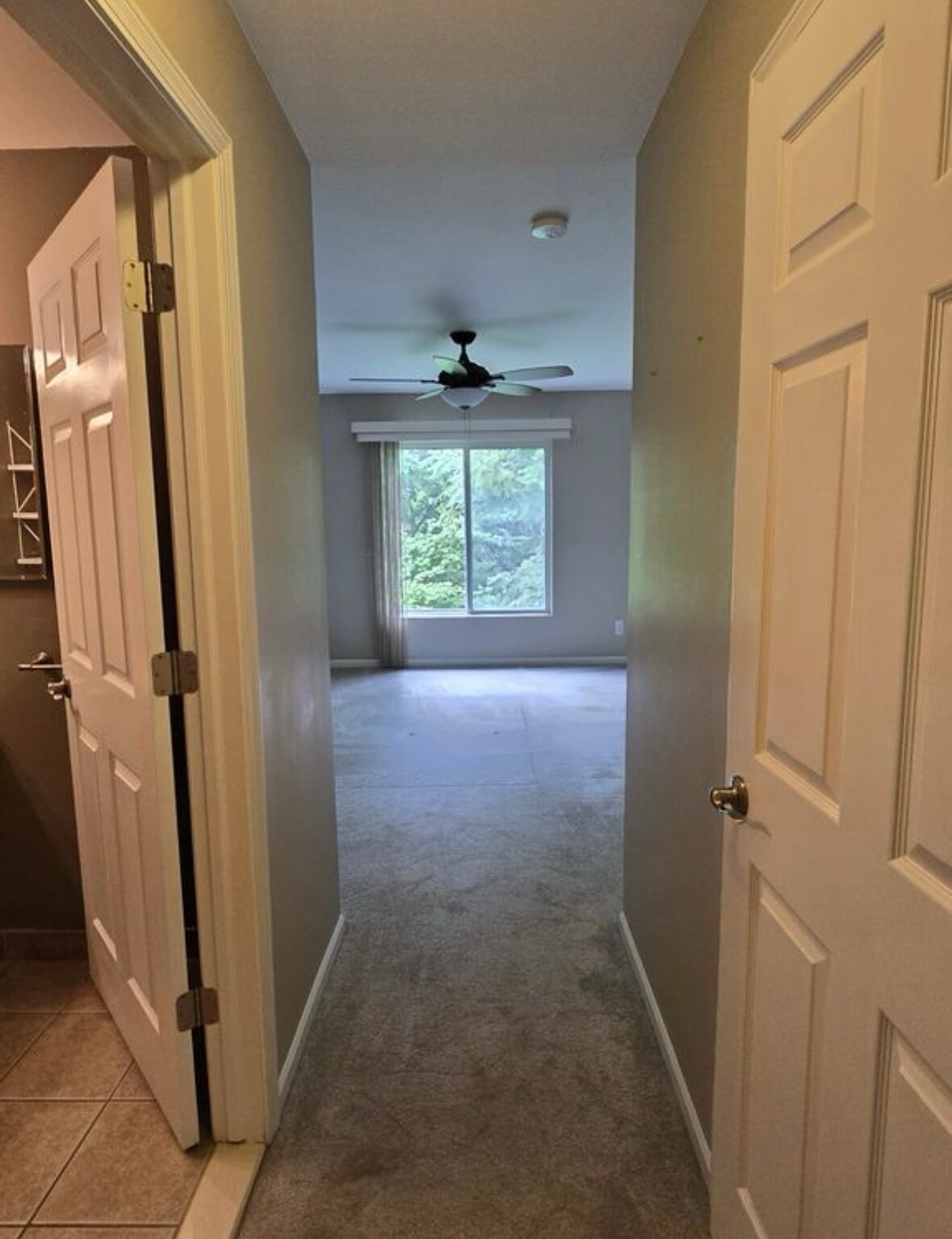 Master bedroom - 14262 Shadywood Dr
