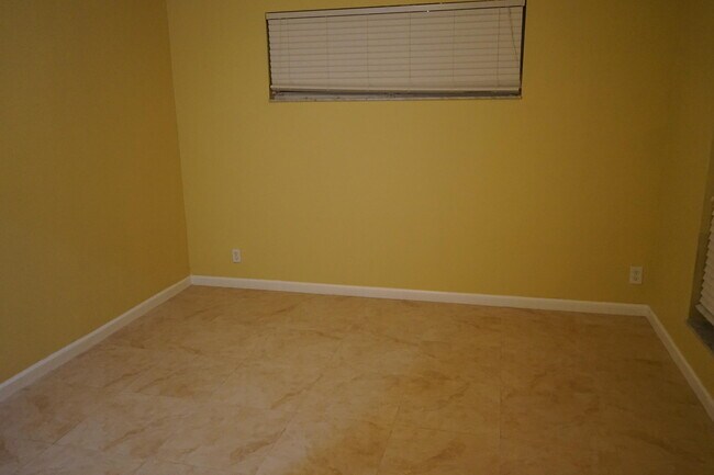 Building Photo - 7420 Champagne Pl