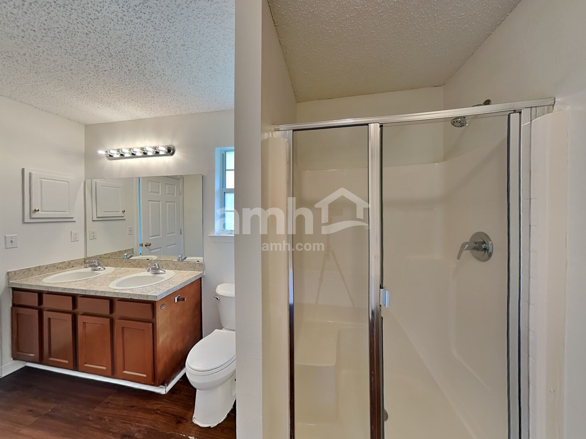 Building Photo - 7319 Bunker Ct