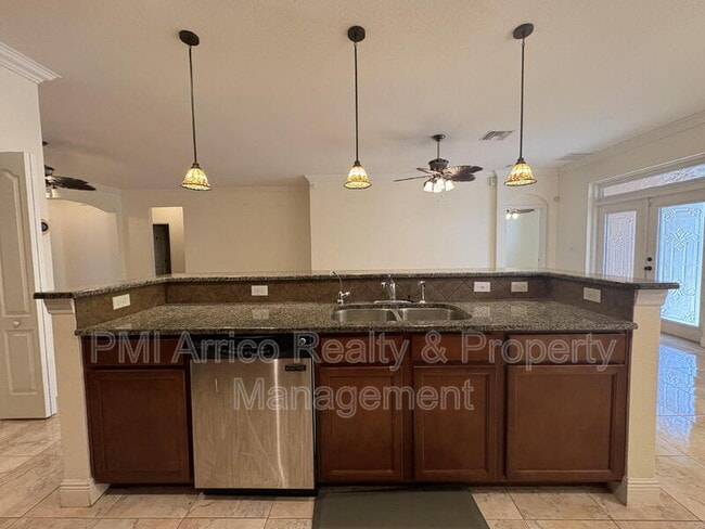 Building Photo - 8611 Olive Moss Ct