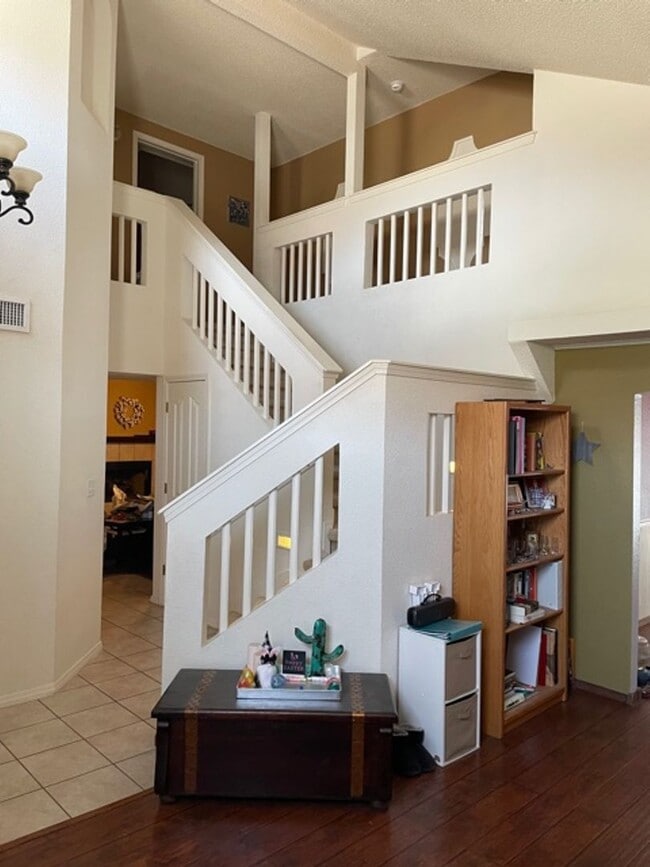 Building Photo - West El Paso 4 Bed 2.5 Bath Refrig A/C