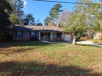 Building Photo - 120 Ferncliff Dr