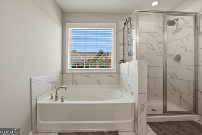 Building Photo - 504 Elm Bluff Way