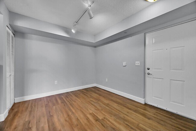 Building Photo - 3620 NW Adriatic Ln