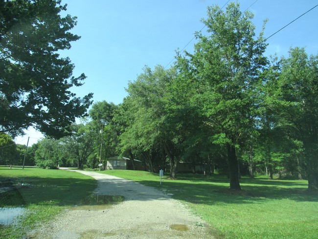 Building Photo - 4845 S Orange Blossom Trl