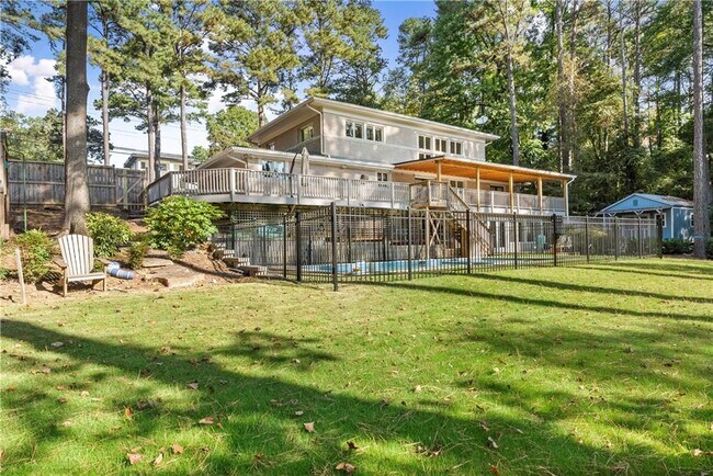 Building Photo - 1495 Spalding Dr