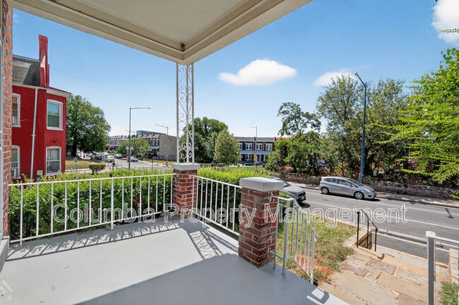 Building Photo - 3523 Warder St NW