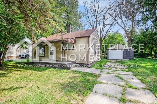 Building Photo - 12782 Couwlier Ave