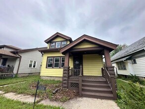 Building Photo - 4515 N 27th St