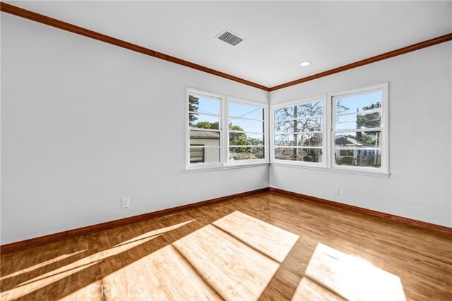 Building Photo - 4907 Aldama St