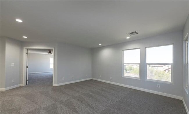 Building Photo - GORGEOUS 4 BEDROOM TWO STORY HOME