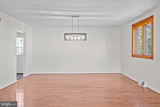 Building Photo - 778 Bobwhite Ln