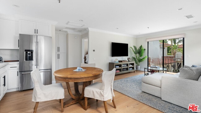 Building Photo - 28820 Grayfox St