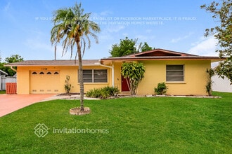 Building Photo - 3218 Oxford Dr W