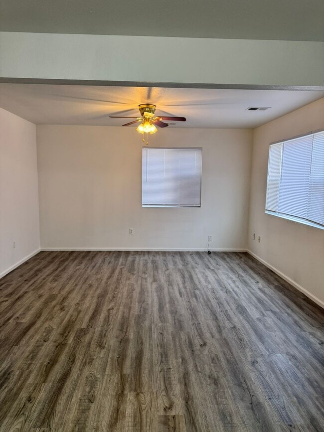 Building Photo - 317 Patton Ave