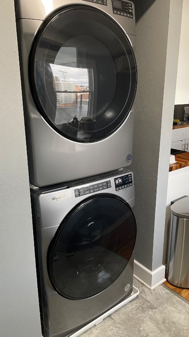 Building Photo - 24 E Middle St