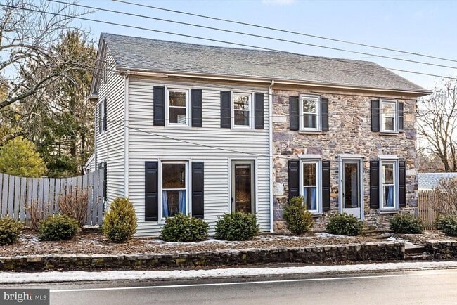 Building Photo - 739 Sergeantsville Rd