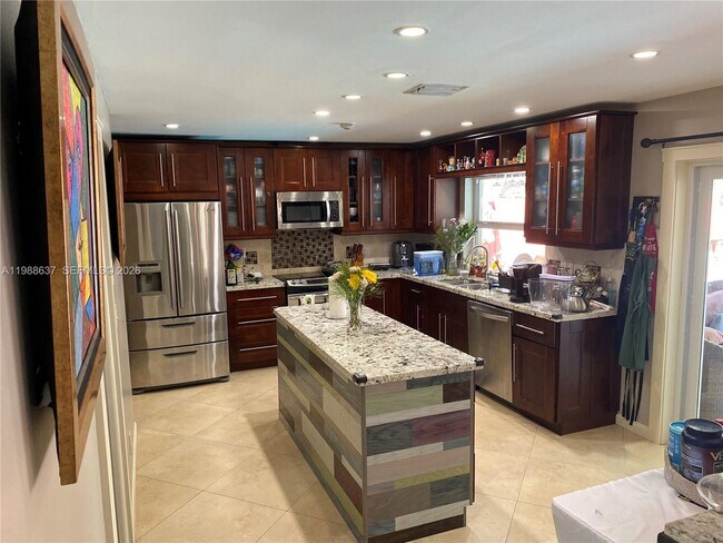 Building Photo - 10981 NW 7th St