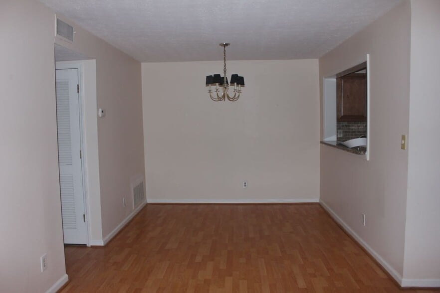 Dining Room - 1325 Weatherstone Way NE