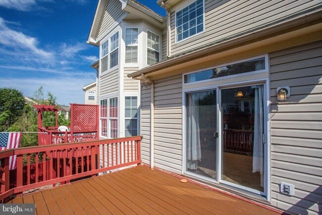 Building Photo - 13381 Sir Ramsay Way
