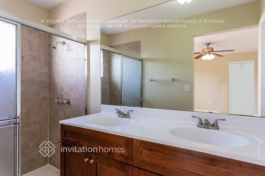 Building Photo - 13810 Cumberland Pl