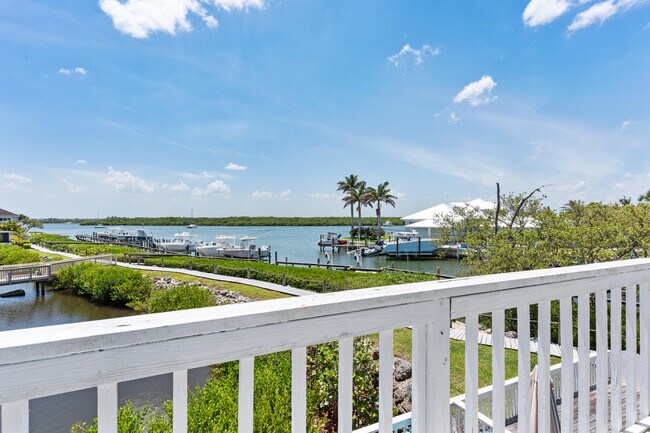 Building Photo - 2488 Harbour Cove Dr