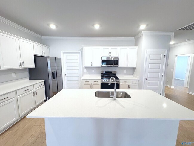 Building Photo - 6065 Gardner Maples Dr SE