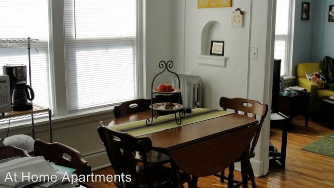 Building Photo - 1967 Grand Ave