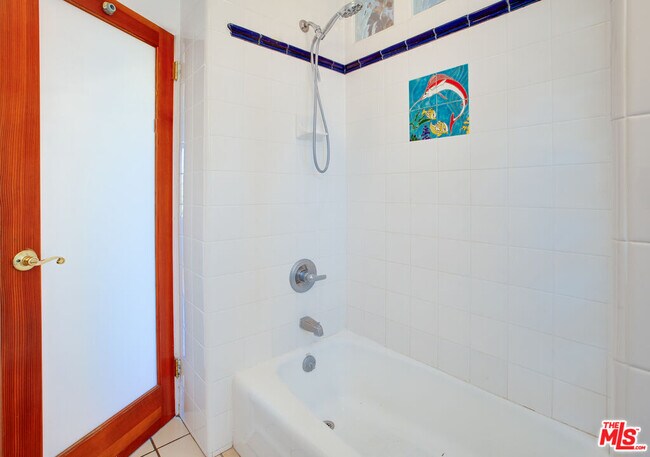 Building Photo - 2534 7th St
