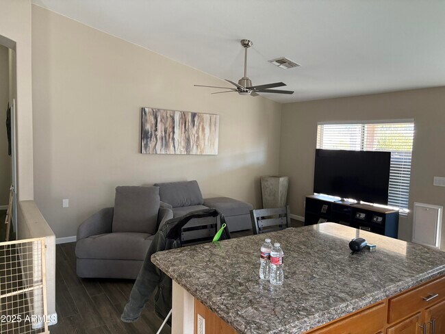 Building Photo - 17901 N 111th Dr