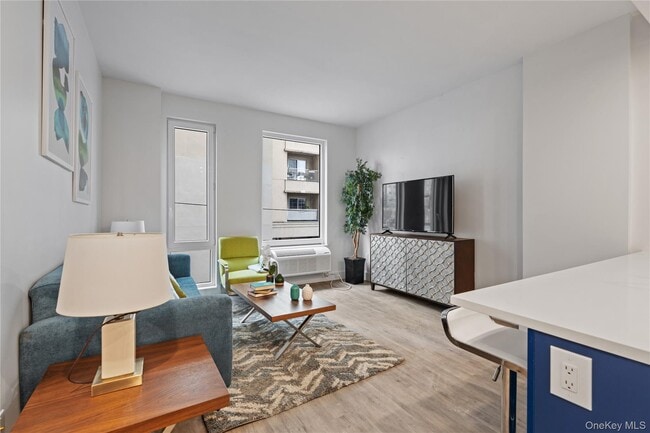 Building Photo - 40 Westchester Pl