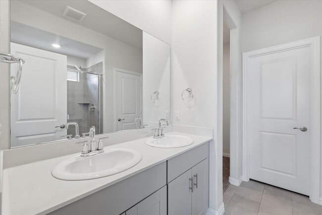 Building Photo - 2821 Bursera Ln