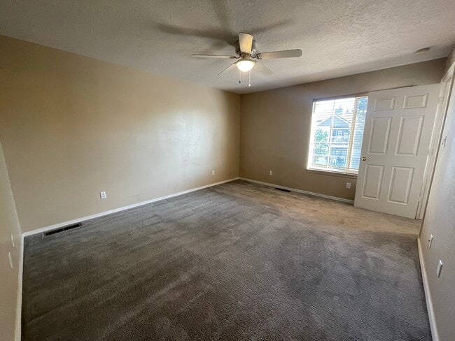 Building Photo - 7243 Natalie Janae Ln NE
