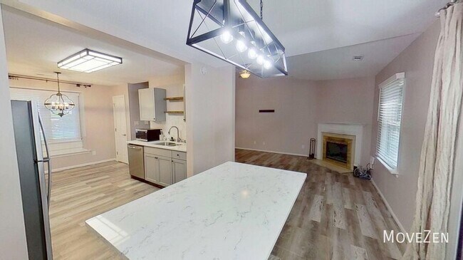 Building Photo - 4601 Kresson Pl