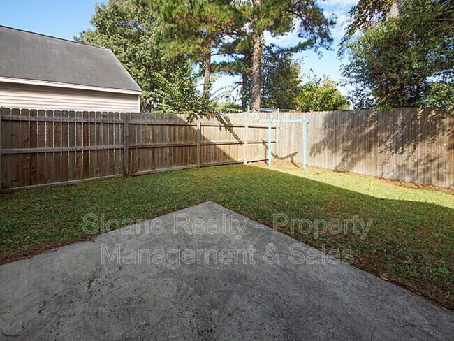 Building Photo - 1118 Deerberry Rd