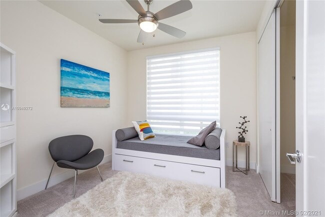 Building Photo - 6611 NW 105th Pl