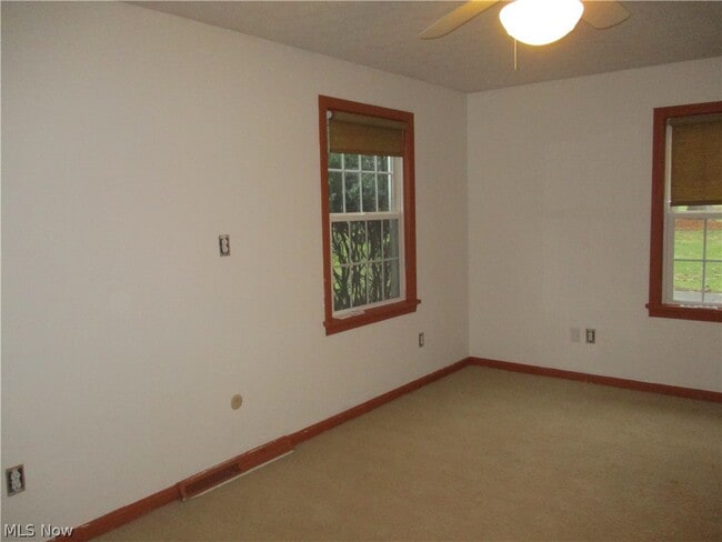 Building Photo - 17084 Sunset Dr