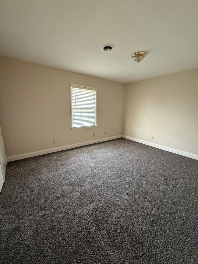 Building Photo - Serenity Village