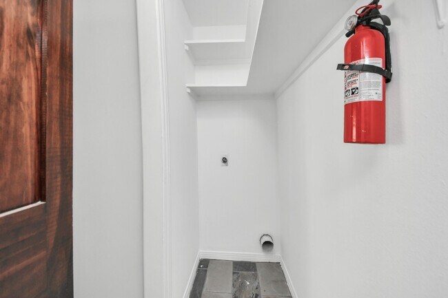 Building Photo - 3525 Sage Rd