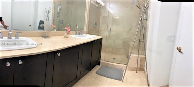 Building Photo - 4100 Salzedo St