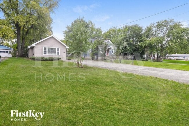 Primary Photo - 1146 McMillen Ave