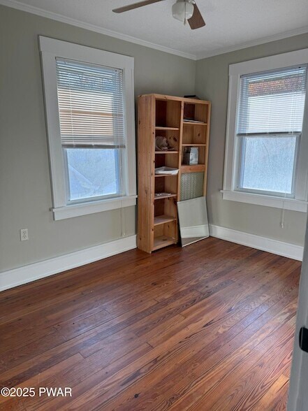 Building Photo - 341 Broad St